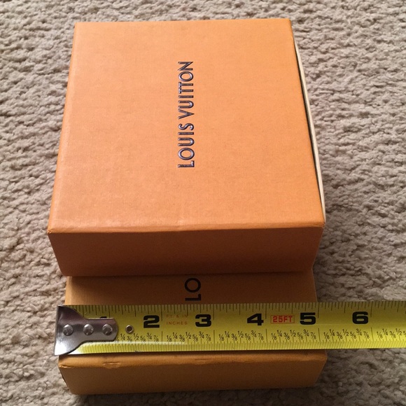 Used boxes 📦 - Picture 7 of 8